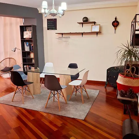 Vista Triangular Appartement *