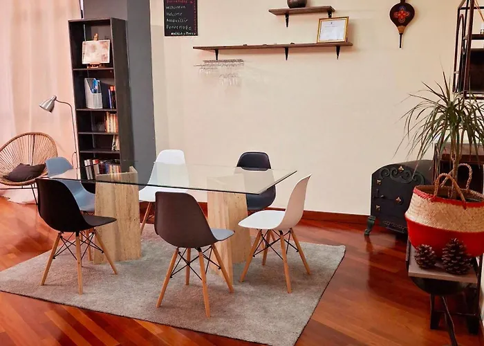 Vista Triangular Apartament *